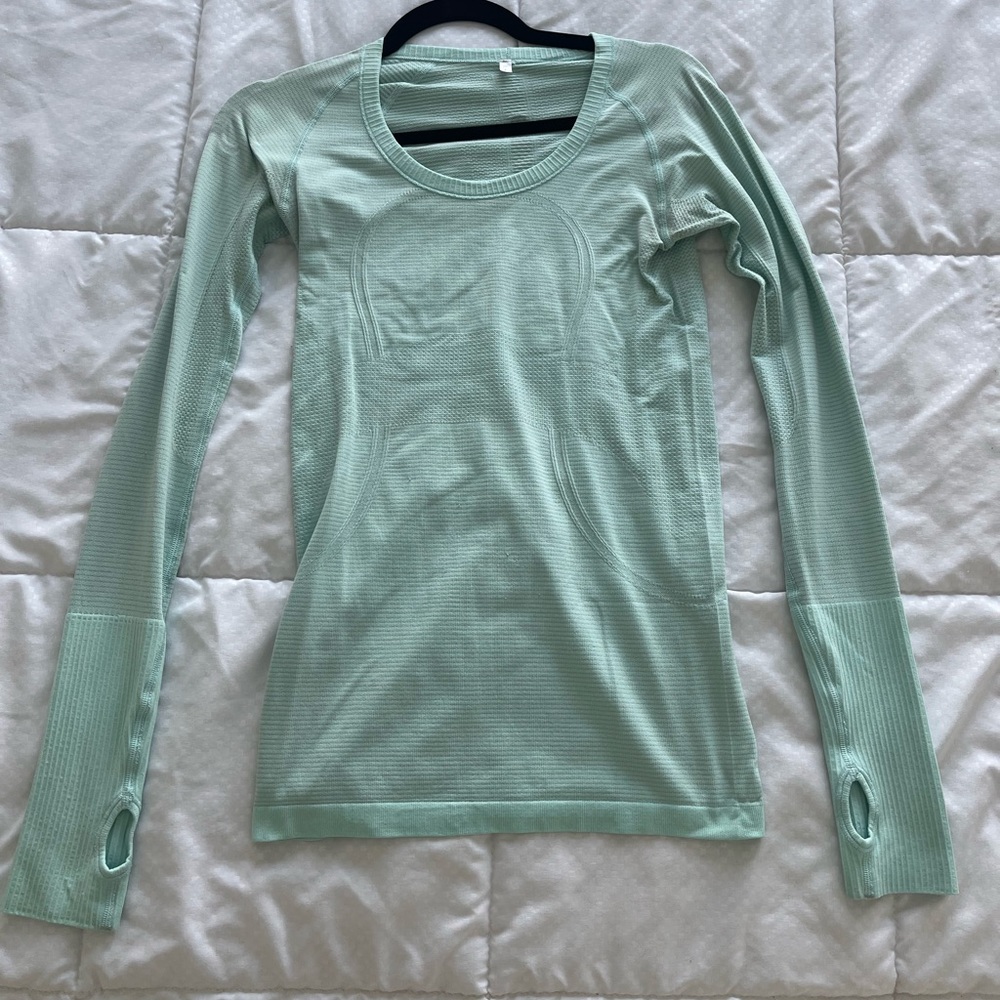 Blue Lulu lemon long sleeve
